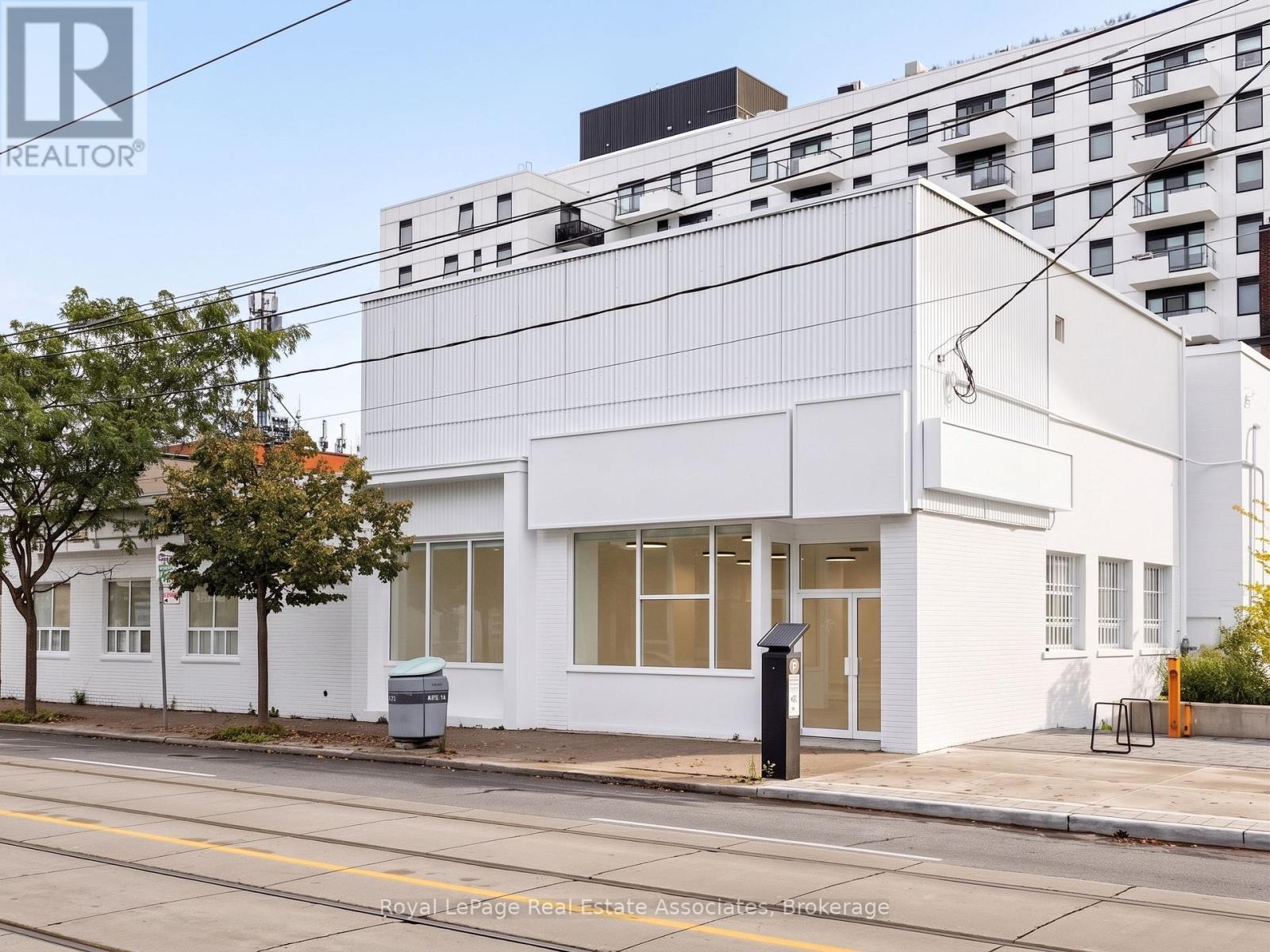 1 - 1597 Queen Street E, Toronto, Ontario  M4L 1E5 - Photo 2 - E13753702