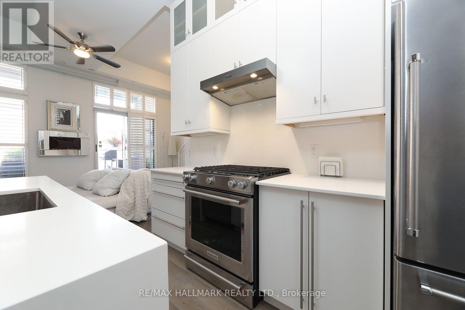 204 - 1842 Queen Street E, Toronto, Ontario  M4L 1H1 - Photo 4 - E13758442