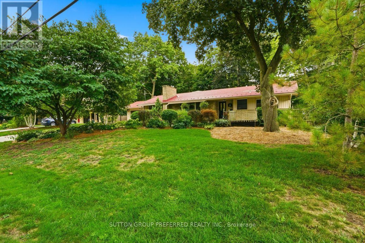 7 Metamora Crescent, London North, Ontario  N6G 1R2 - Photo 2 - X13778372