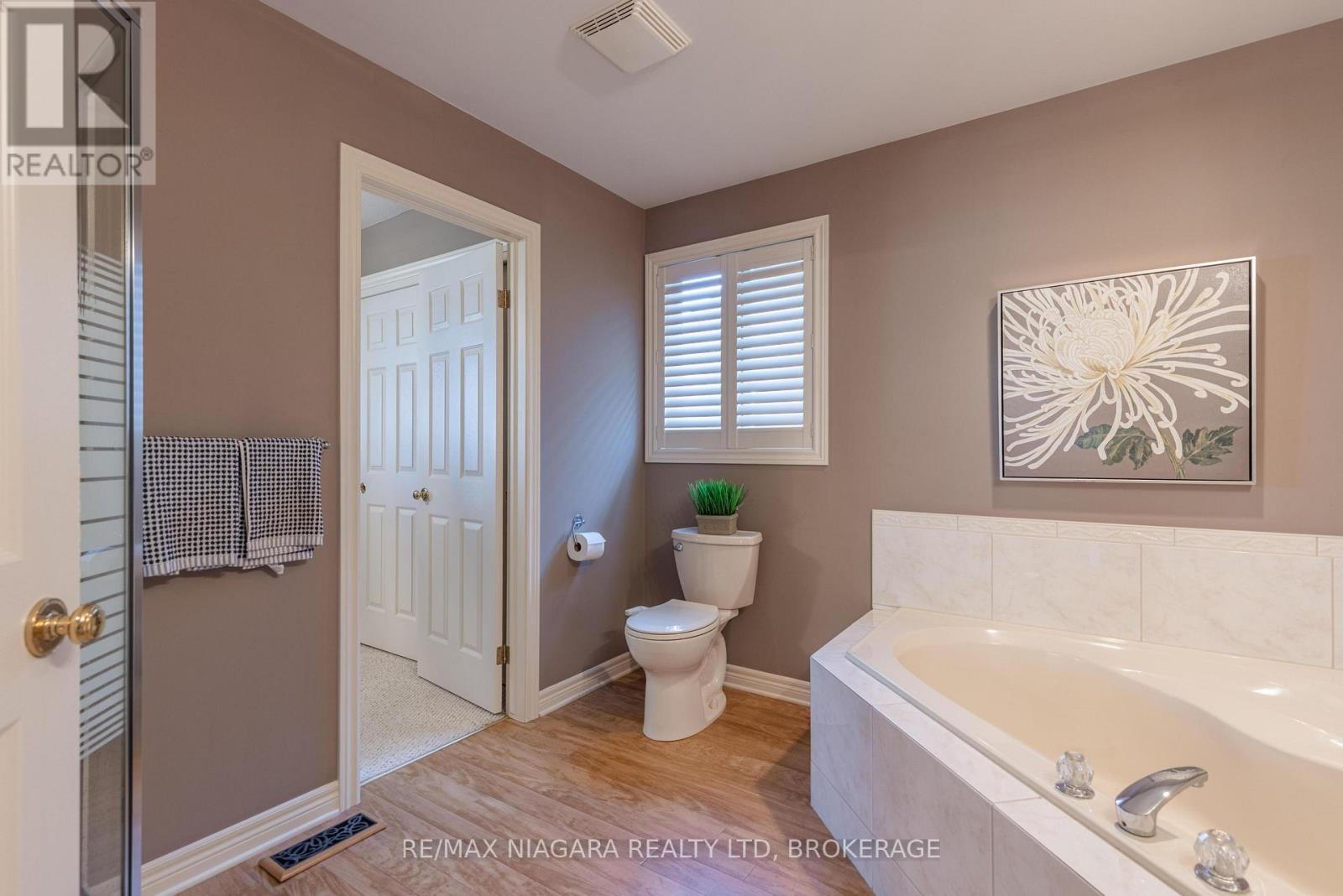 7919 Fleming Drive, Niagara Falls, Ontario  L2H 3H9 - Photo 14 - X13778354