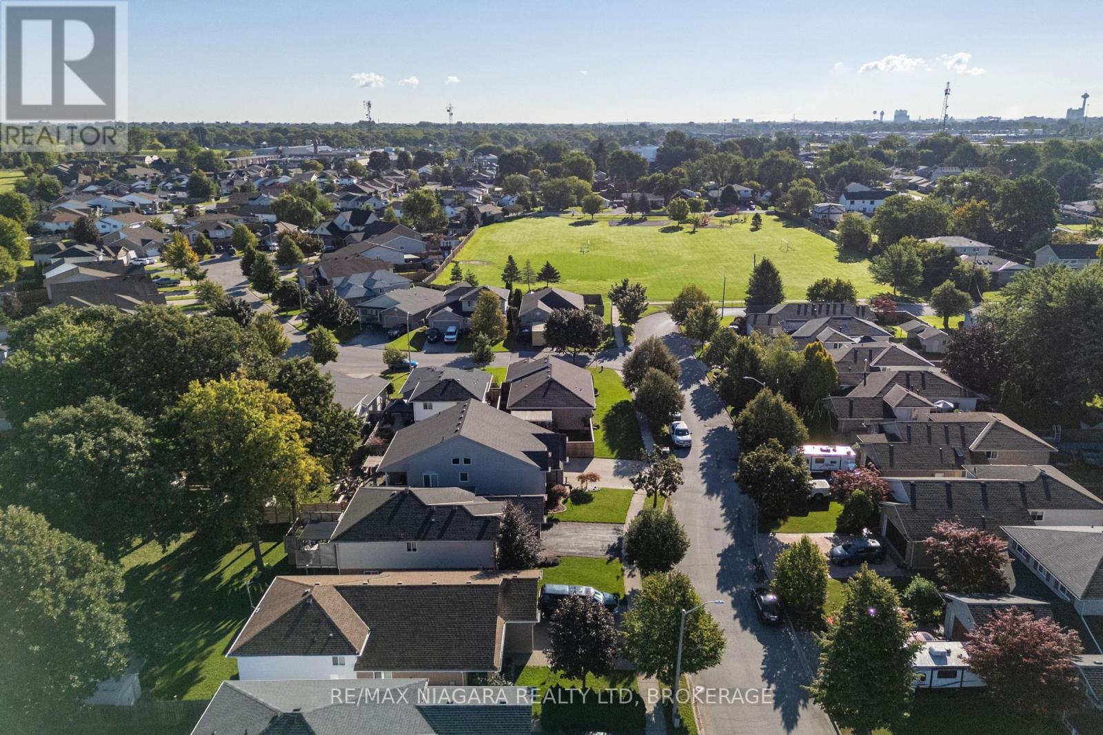 7919 Fleming Drive, Niagara Falls, Ontario  L2H 3H9 - Photo 3 - X13778354