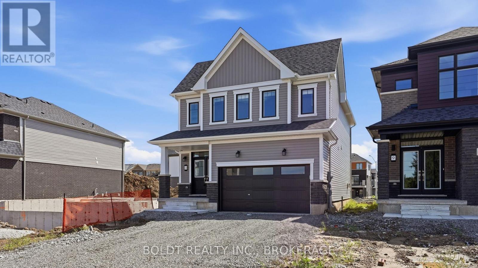 11 Derose Avenue, Thorold, Ontario  L2V 0R1 - Photo 1 - X13778466