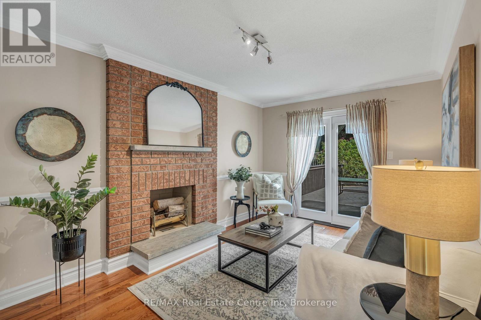 53 Meekings Drive, Ajax, Ontario  L1T 3N2 - Photo 10 - E13778478