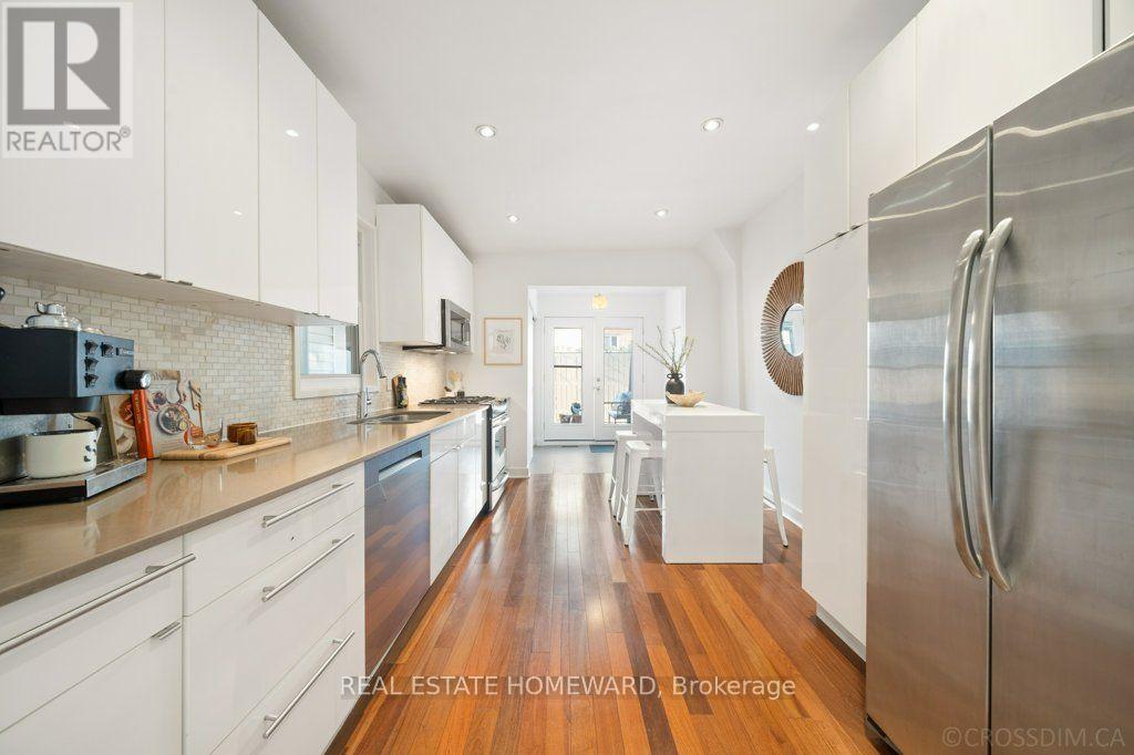 58 Foxley Street, Toronto, Ontario  M6R 1R2 - Photo 16 - C13778394