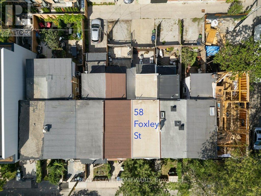 58 Foxley Street, Toronto, Ontario  M6R 1R2 - Photo 3 - C13778394