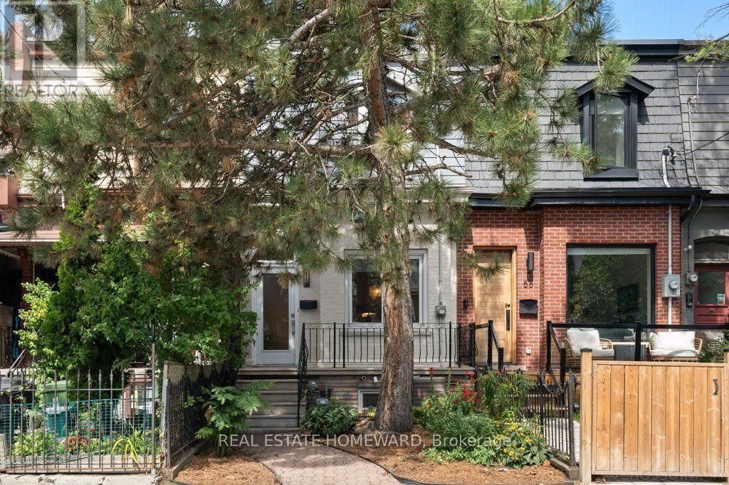 58 Foxley Street, Toronto, Ontario  M6R 1R2 - Photo 4 - C13778394