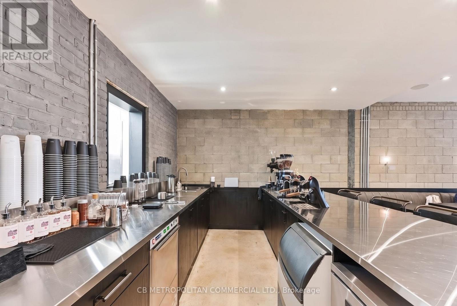1024 Queen Street W, Toronto, Ontario M6J 1H6 - Photo 14 - C13778414
