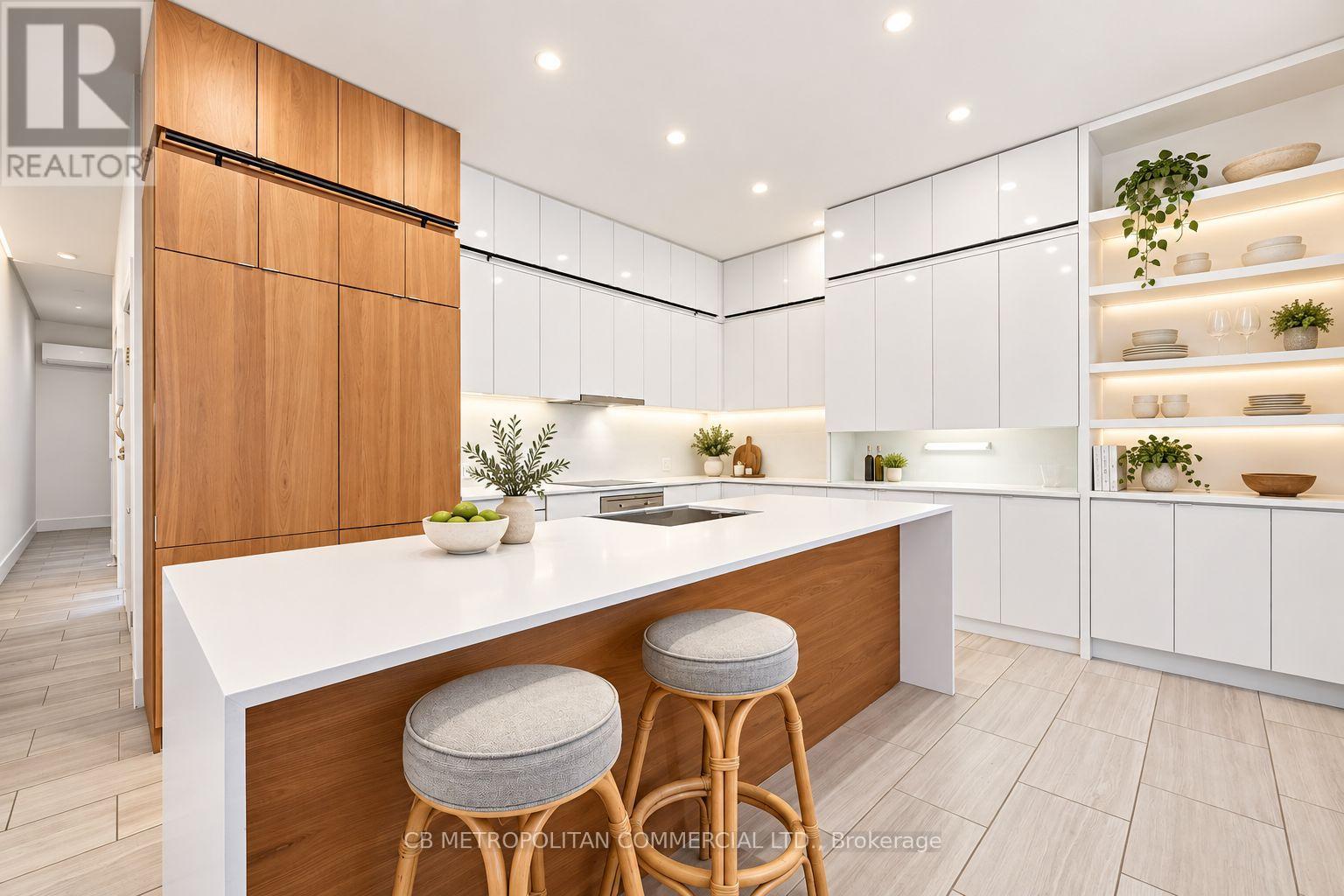 1024 Queen Street W, Toronto, Ontario M6J 1H6 - Photo 16 - C13778414