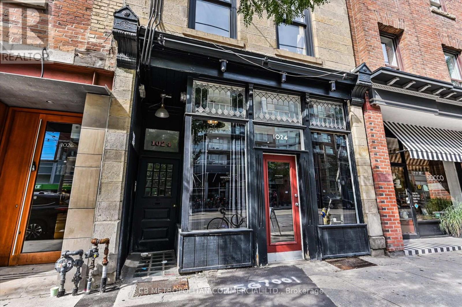 1024 Queen Street W, Toronto, Ontario M6J 1H6 - Photo 2 - C13778416