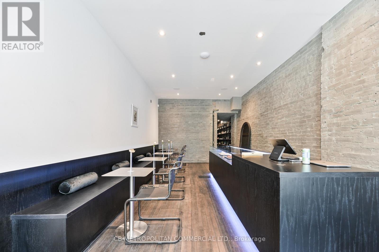 1024 Queen Street W, Toronto, Ontario M6J 1H6 - Photo 5 - C13778416