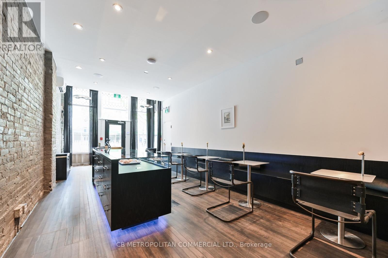 1024 Queen Street W, Toronto, Ontario M6J 1H6 - Photo 6 - C13778416