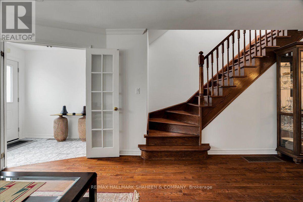 50 Dunkirk Road, Toronto, Ontario  M4C 2M3 - Photo 11 - E13778346