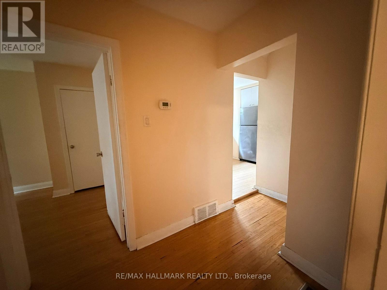 14 Lombardy Crescent, Toronto, Ontario  M1K 4N8 - Photo 11 - E13778384