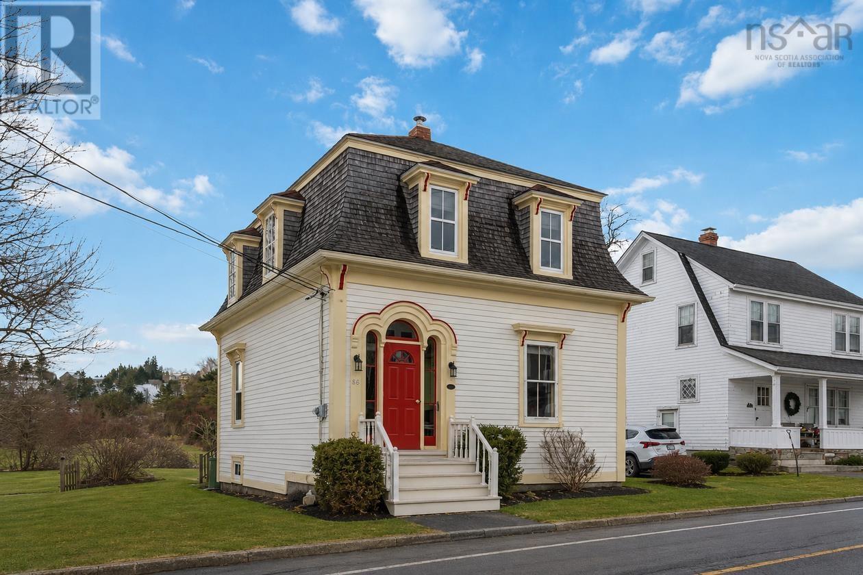 66 Tannery Road, Lunenburg, Nova Scotia