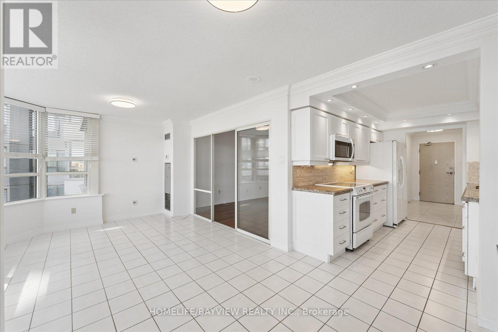 515 - 7 Townsgate Drive, Vaughan (Crestwood-Springfarm-Yorkhill), Ontario  L4J 7Z9 - Photo 11 - N13778434
