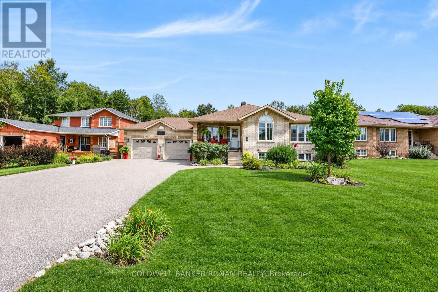 65 Burbank Circle, Adjala-Tosorontio, Ontario  L0M 1J0 - Photo 1 - N13778458