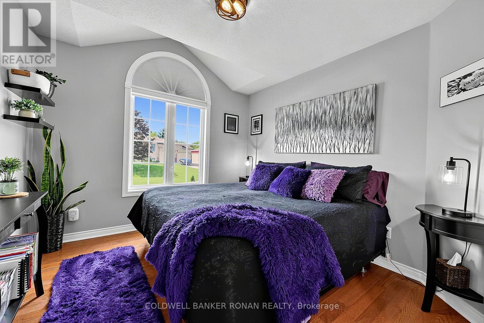 65 Burbank Circle, Adjala-Tosorontio, Ontario  L0M 1J0 - Photo 14 - N13778458