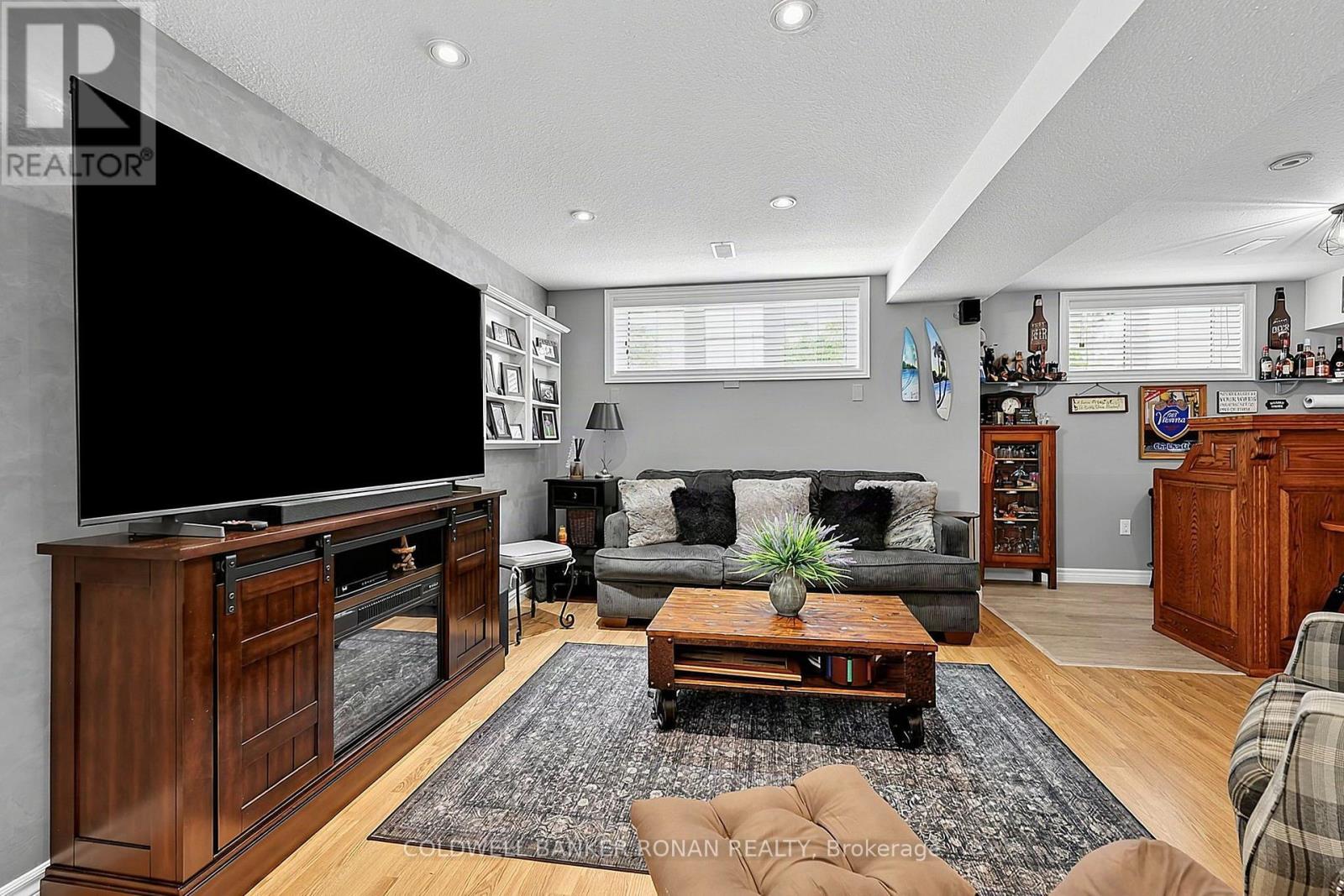 65 Burbank Circle, Adjala-Tosorontio, Ontario  L0M 1J0 - Photo 18 - N13778458