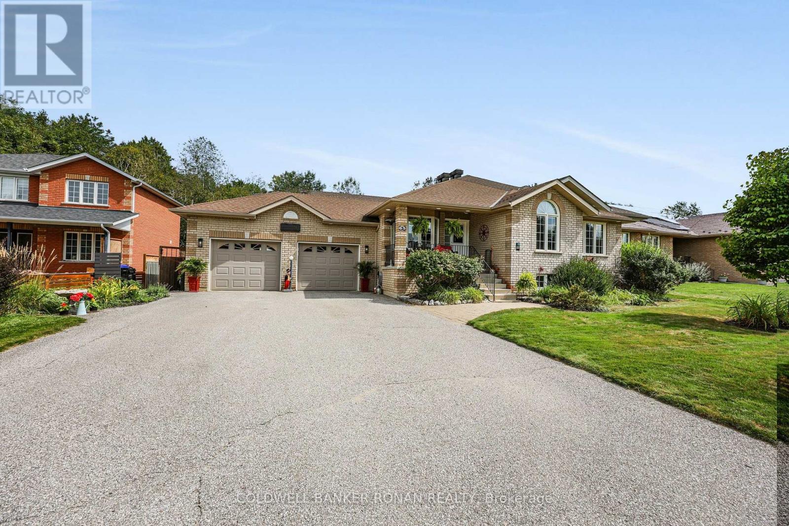 65 Burbank Circle, Adjala-Tosorontio, Ontario  L0M 1J0 - Photo 2 - N13778458