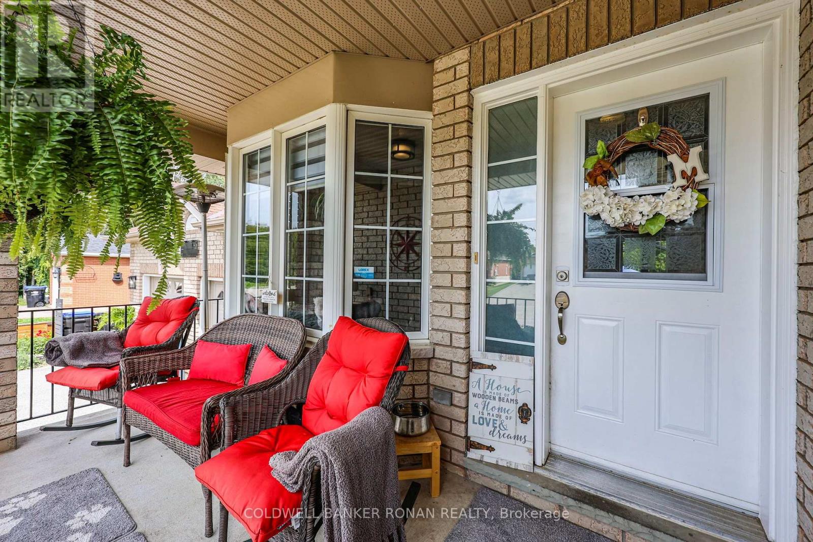65 Burbank Circle, Adjala-Tosorontio, Ontario  L0M 1J0 - Photo 3 - N13778458