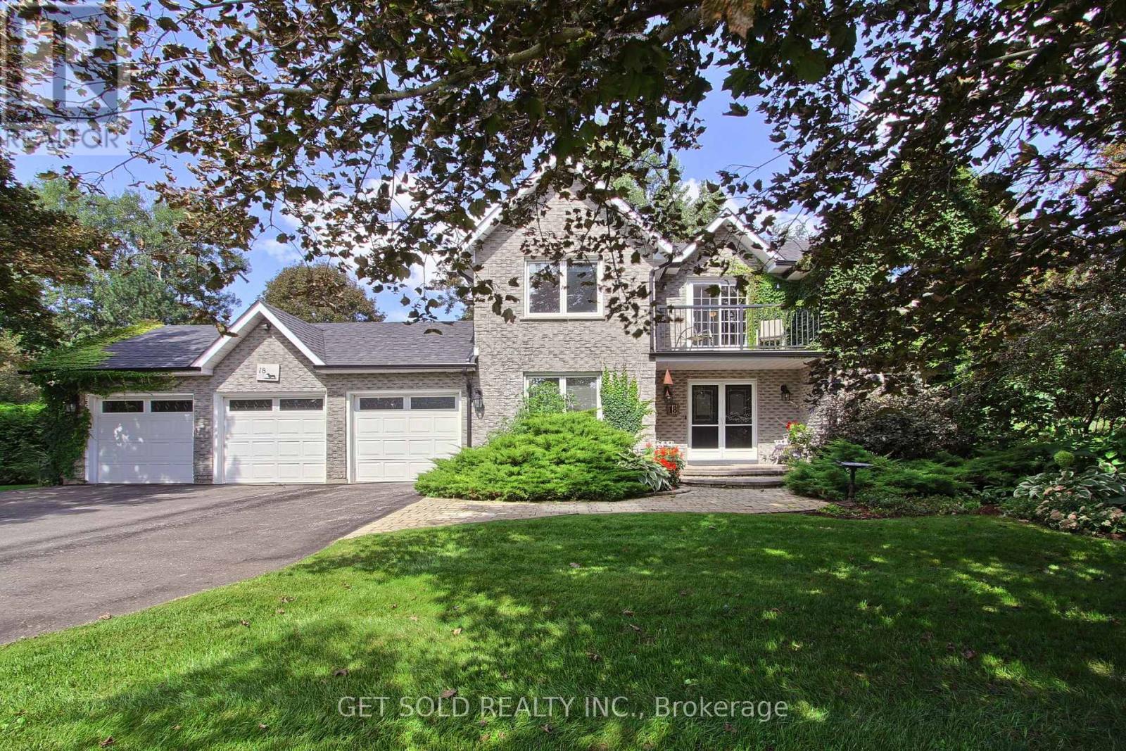 18 Whiteville Court, Whitchurch-Stouffville, Ontario L4A 7X4 - Photo 1 - N13778472