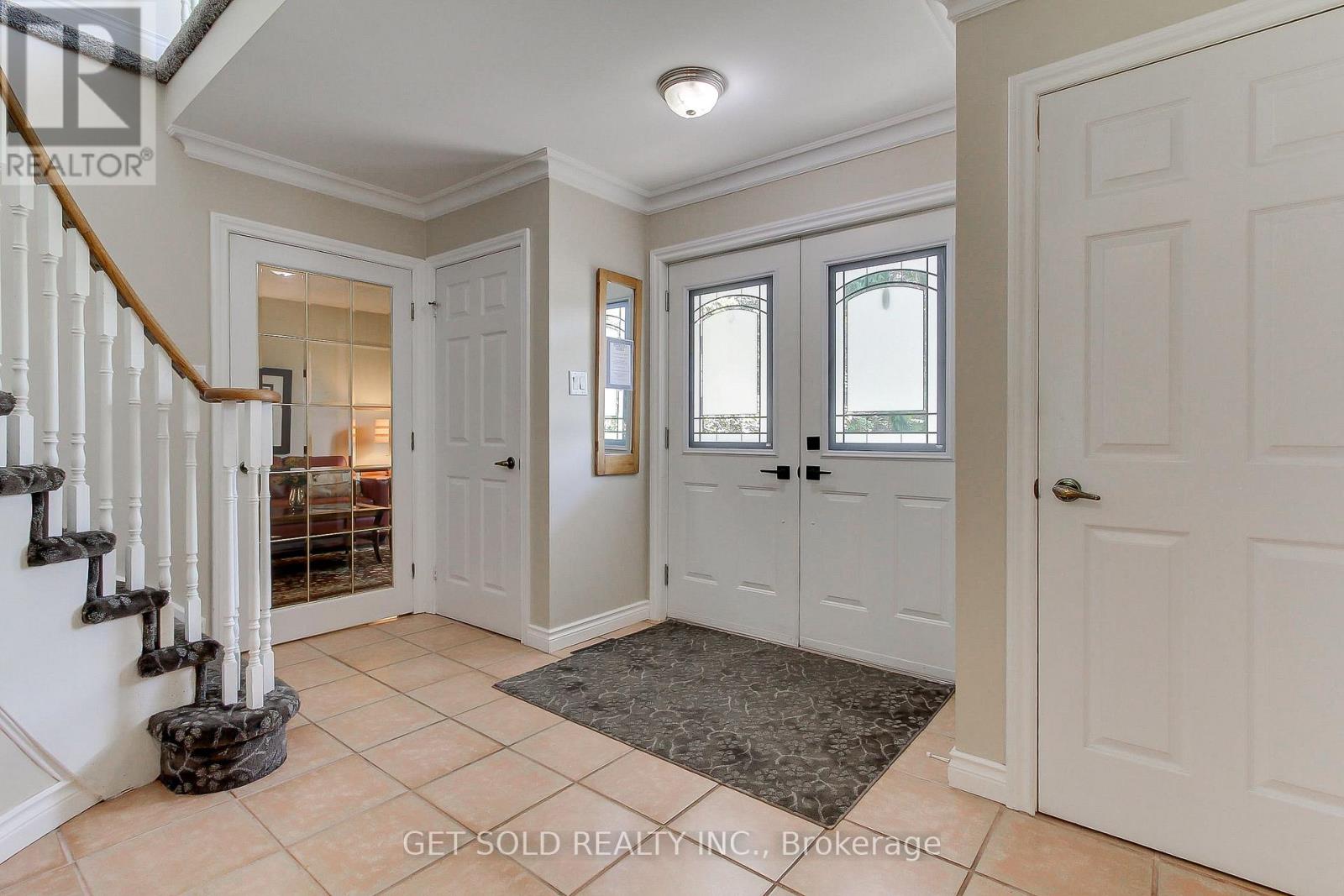 18 Whiteville Court, Whitchurch-Stouffville, Ontario L4A 7X4 - Photo 6 - N13778472