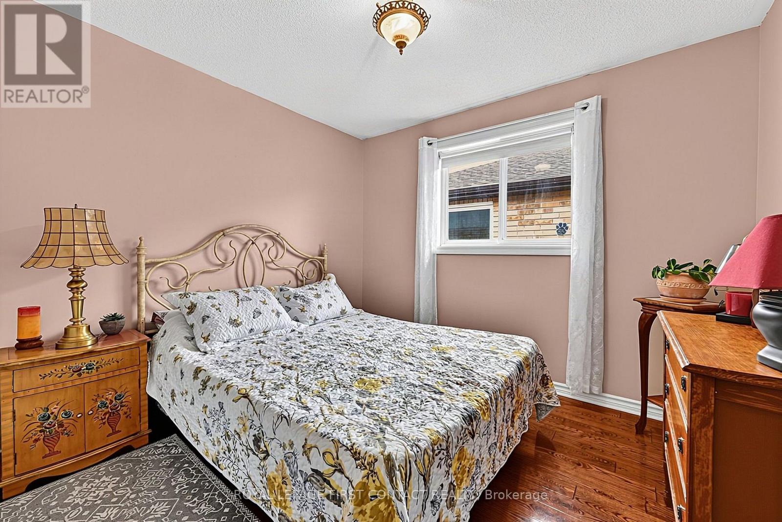 22 Logan Court, Barrie, Ontario L4N 8G9 - Photo 15 - S13778436