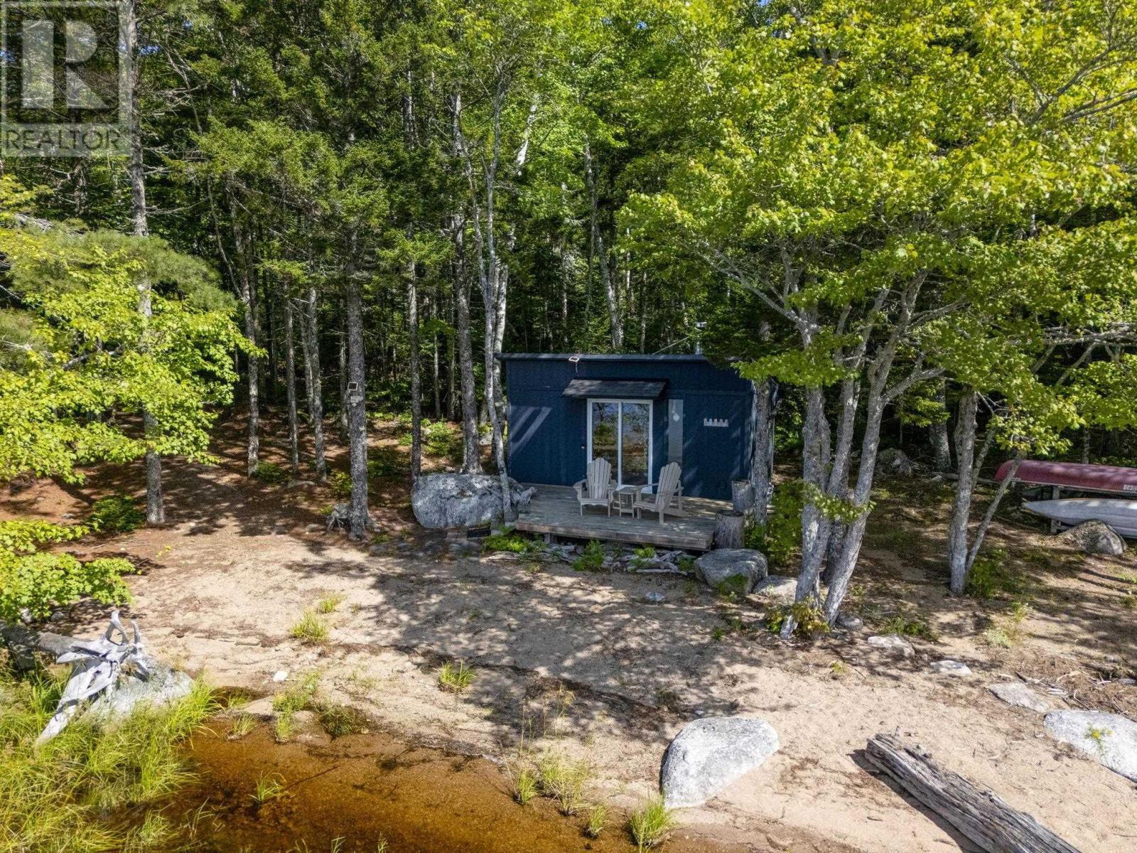 1127 Duck Pond Road S photo 43