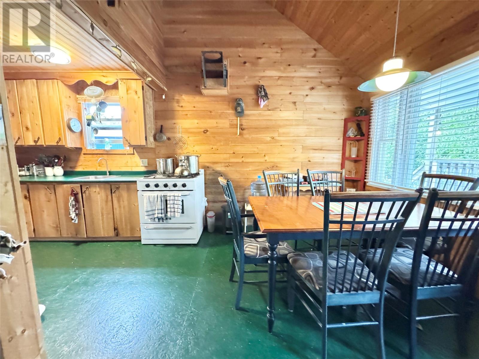 6 Bread and Cheese Cove, Baytona — photo 16
