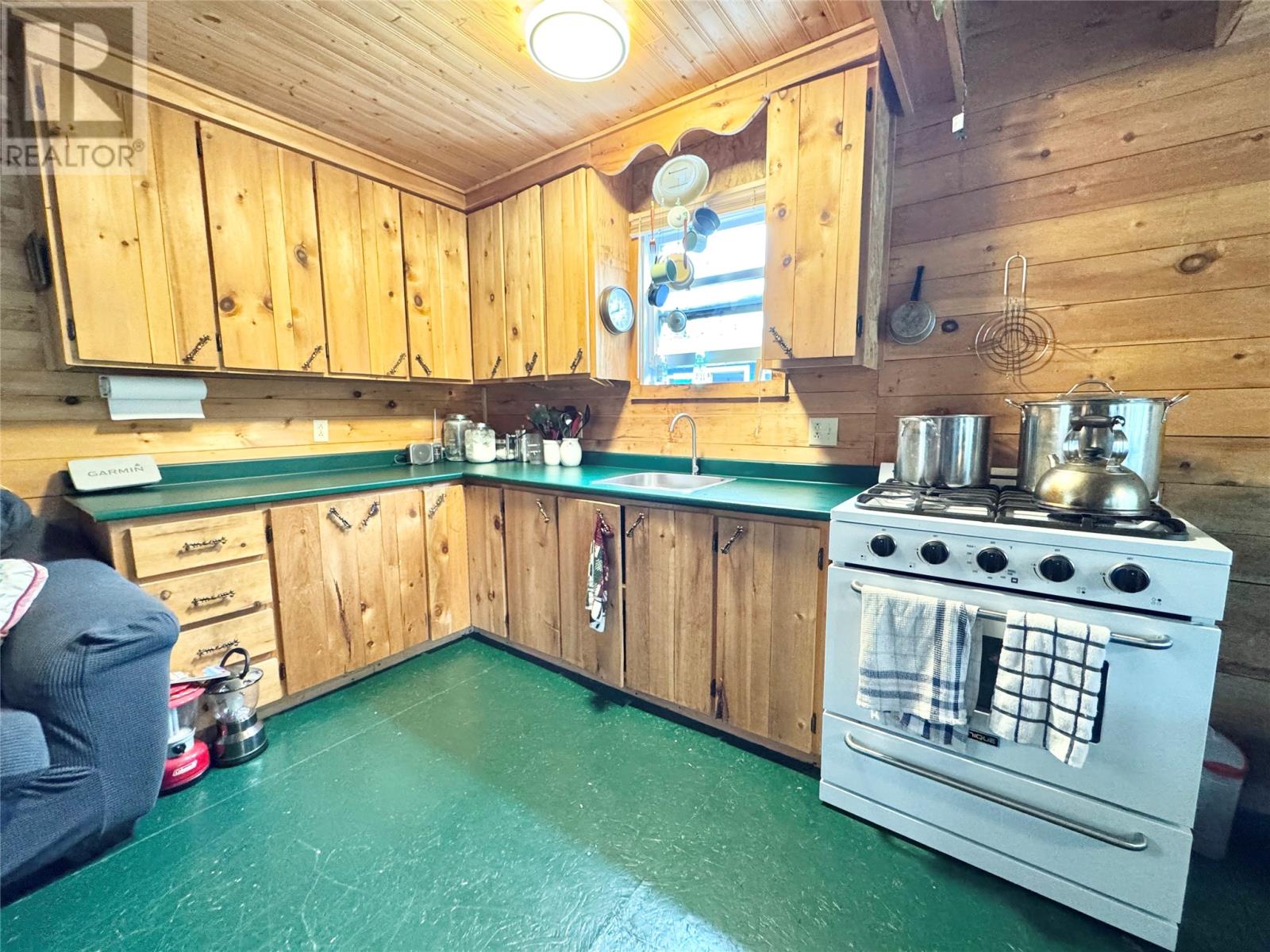 6 Bread and Cheese Cove, Baytona — photo 18