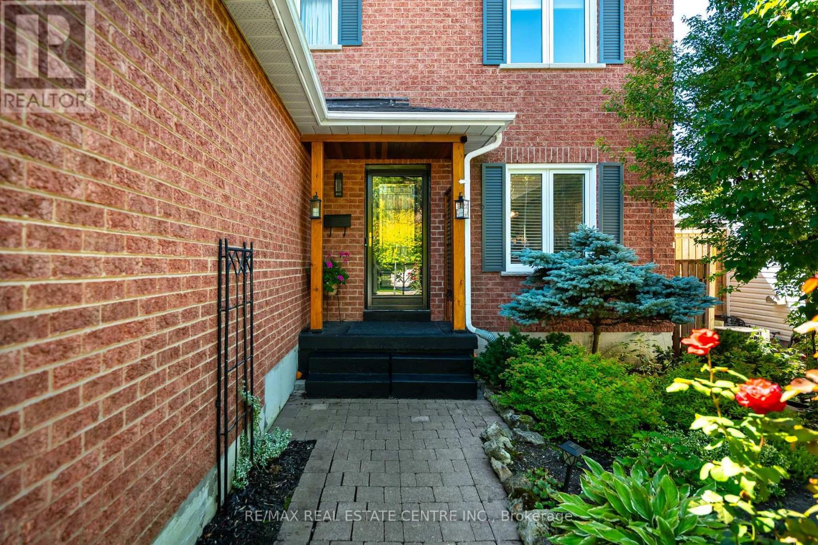 128 Elaine Drive, Orangeville, Ontario  L9W 4S1 - Photo 4 - W13778374