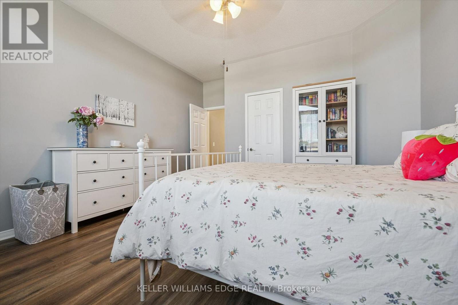 97 Meadowlark Drive N, Halton Hills, Ontario L7G 0C5 - Photo 30 - W13778380
