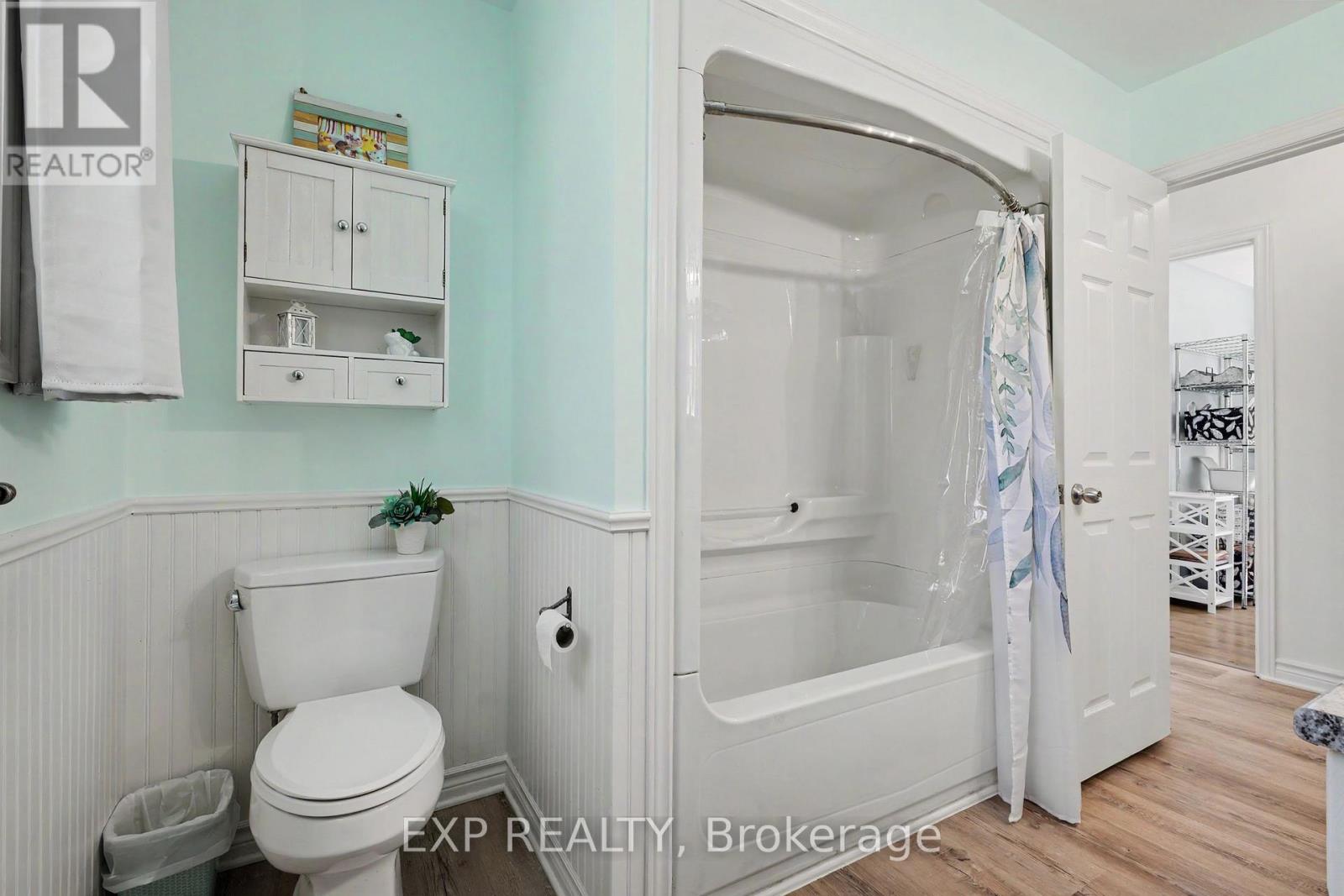 3360 Hyman Avenue, Fort Erie, Ontario  L0S 1N0 - Photo 18 - X13778338