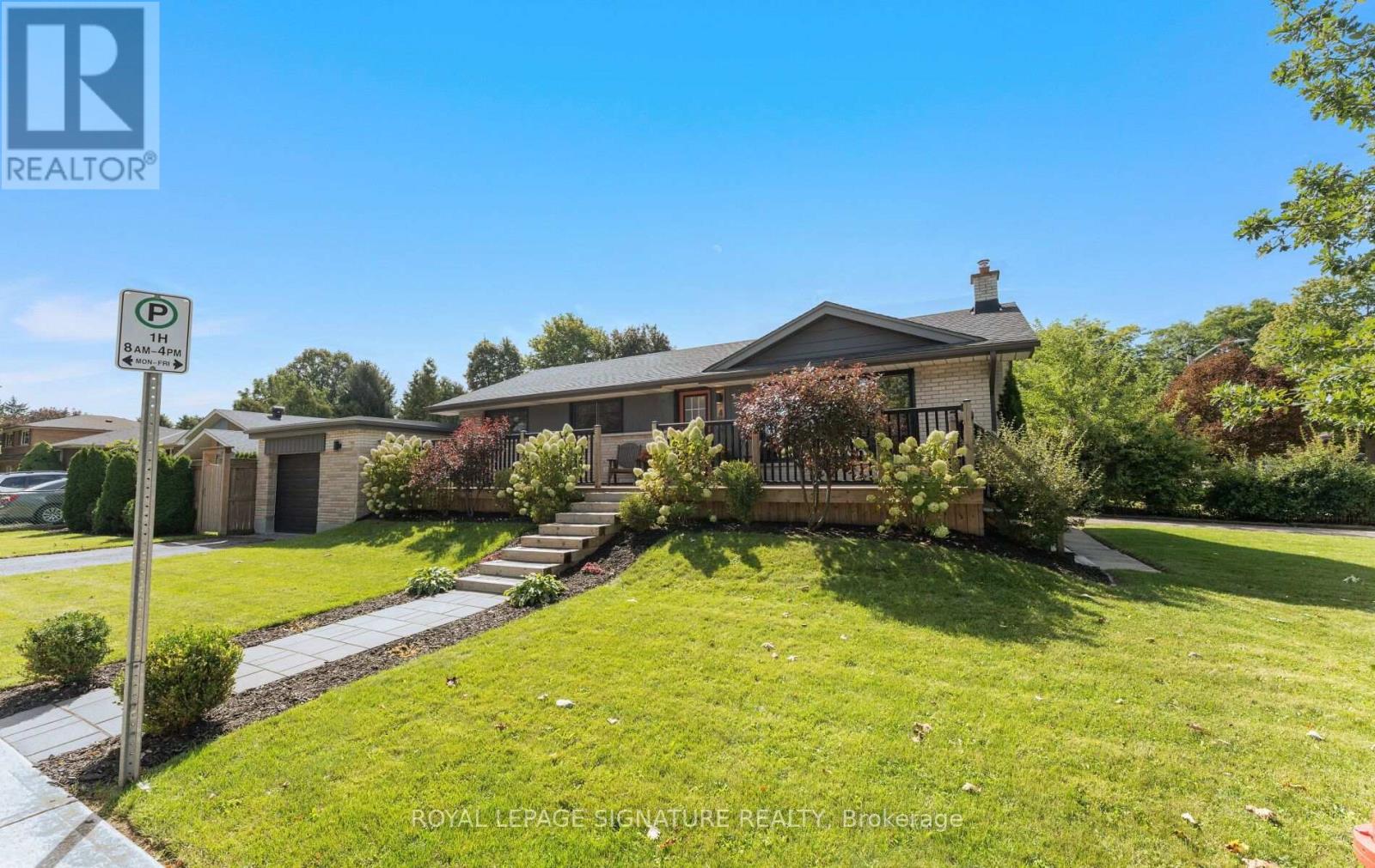 4 Algoma Crescent, Hamilton, Ontario  L9C 1S6 - Photo 2 - X13778396