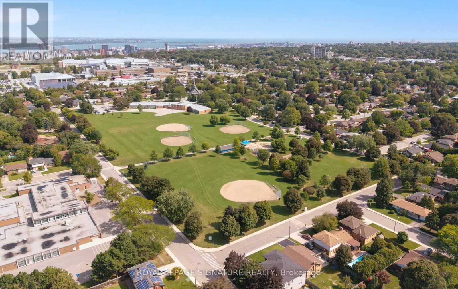 4 Algoma Crescent, Hamilton, Ontario  L9C 1S6 - Photo 44 - X13778396
