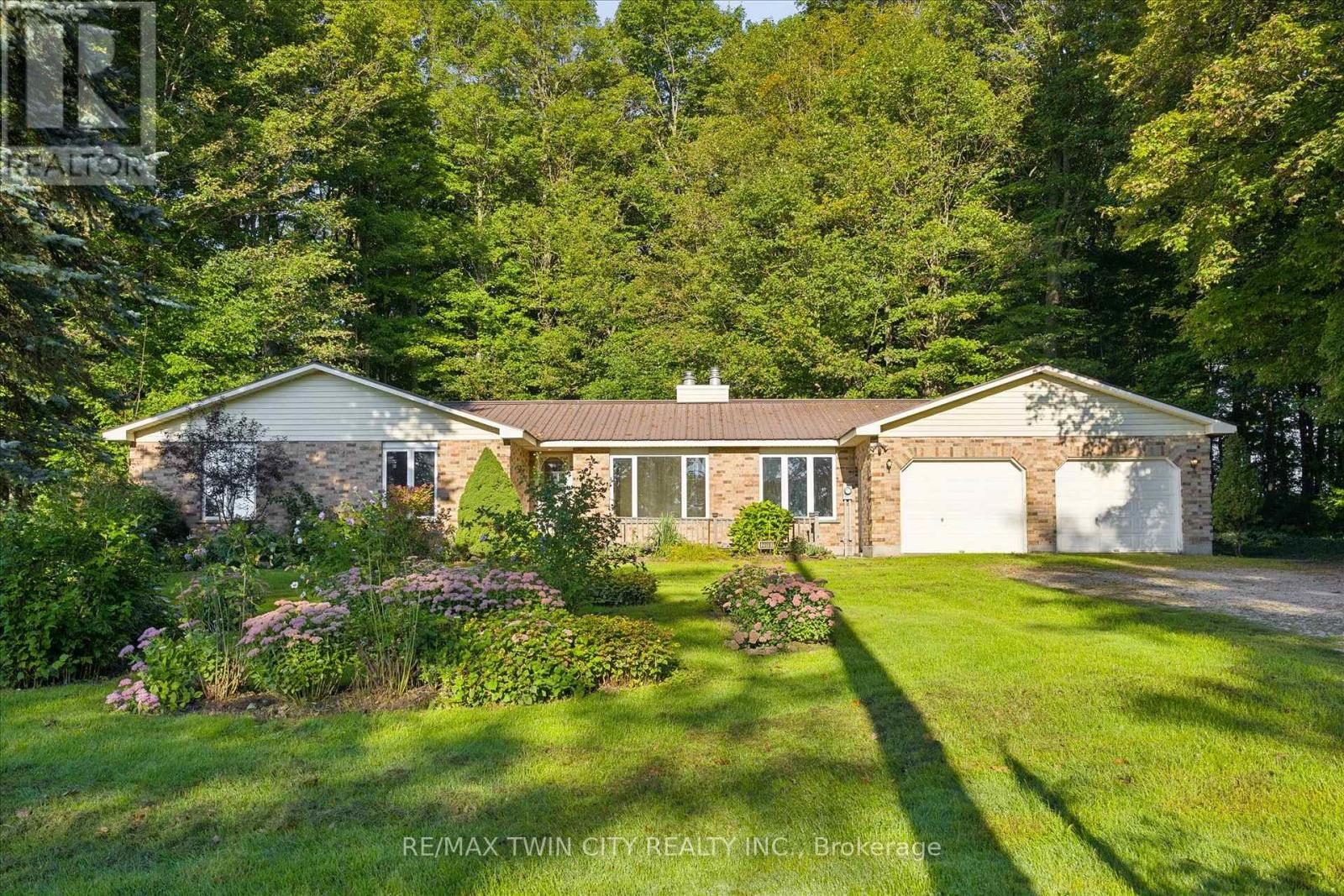 2018 Greenwood Hill Road, Wellesley, Ontario  N0B 2T0 - Photo 4 - X13778408