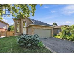 183 KITTY MURRAY LANE, Hamilton, Ontario