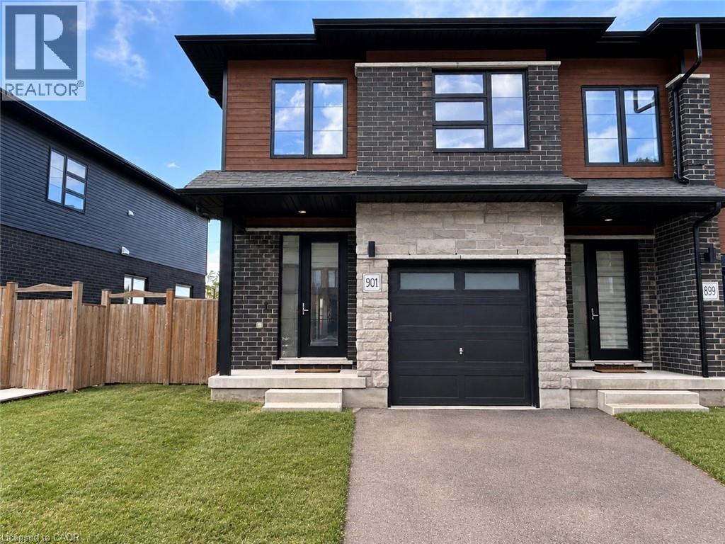901 Robert Ferrie Drive, Kitchener, Ontario  N2R 0P2 - Photo 1 - 40861155