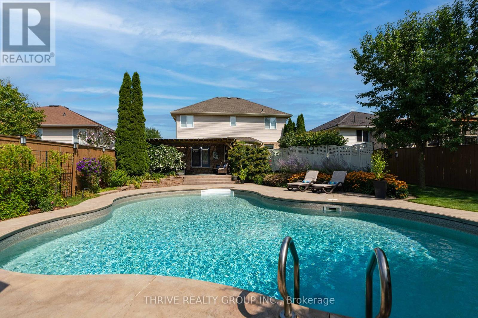 175 Forest Grove Crescent, Thames Centre, Ontario  N0L 1G3 - Photo 7 - X13778526