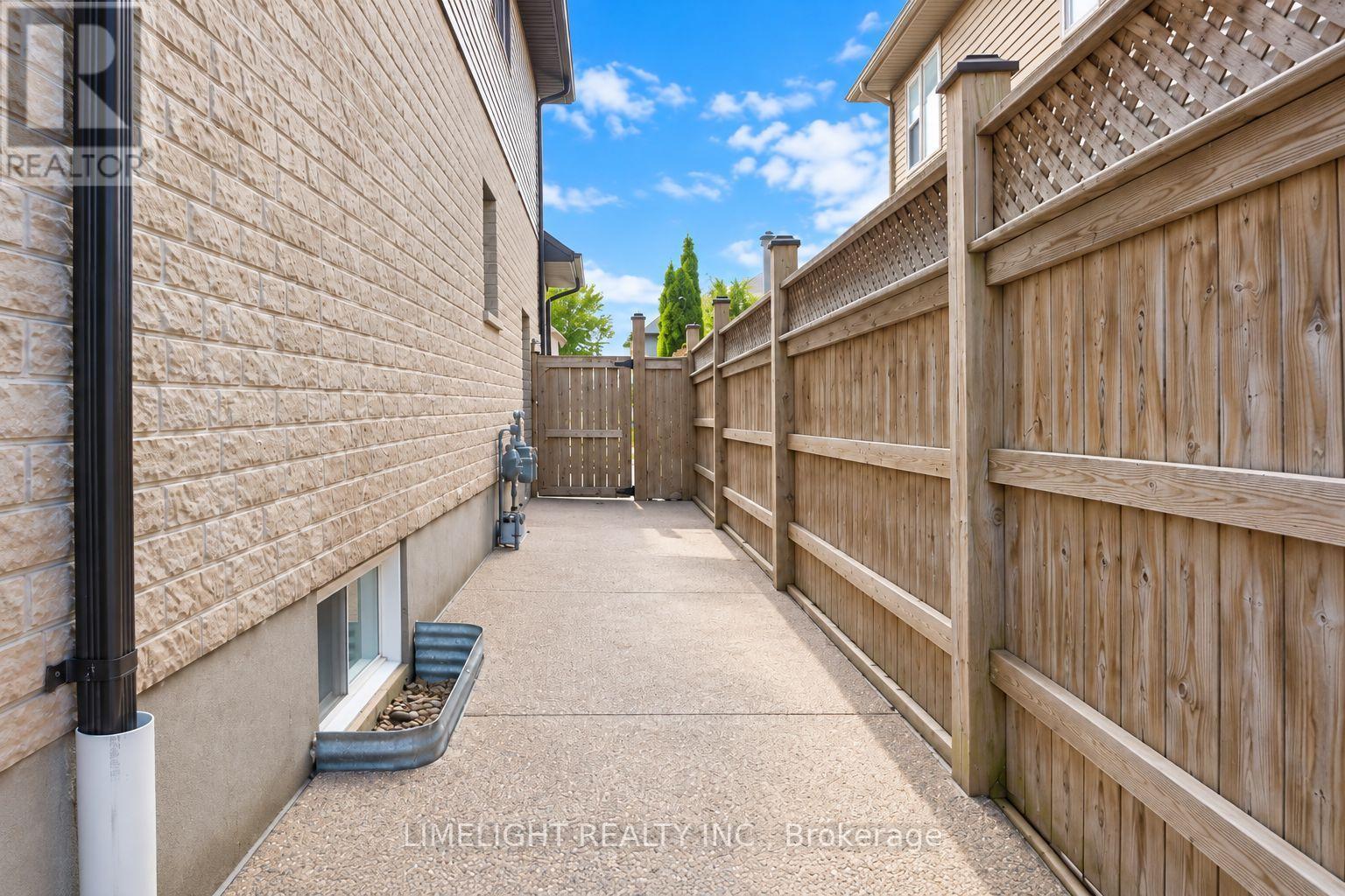 1538 Sandpiper Drive, London North, Ontario  N5X 0E6 - Photo 47 - X13778586