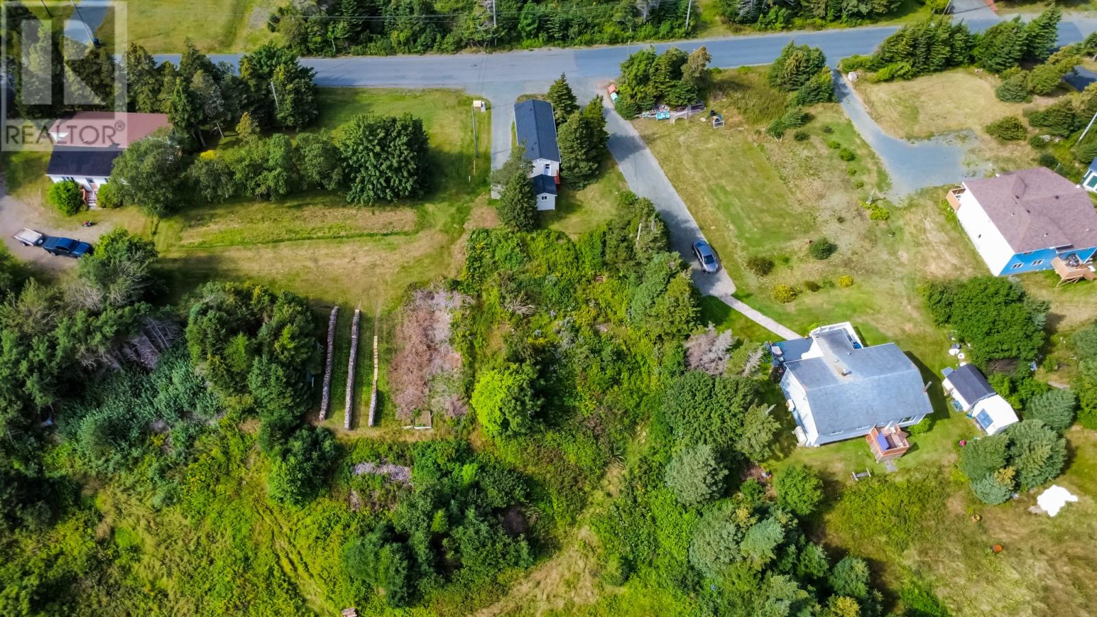 25 Back Road, Flatrock — photo 28