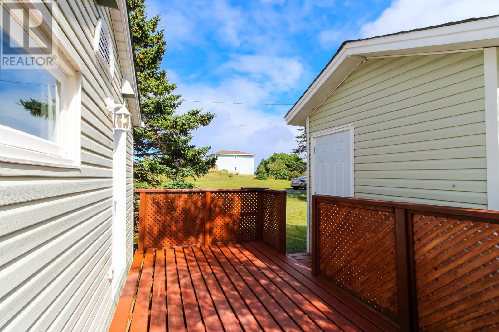 25 Back Road, Flatrock — photo 32