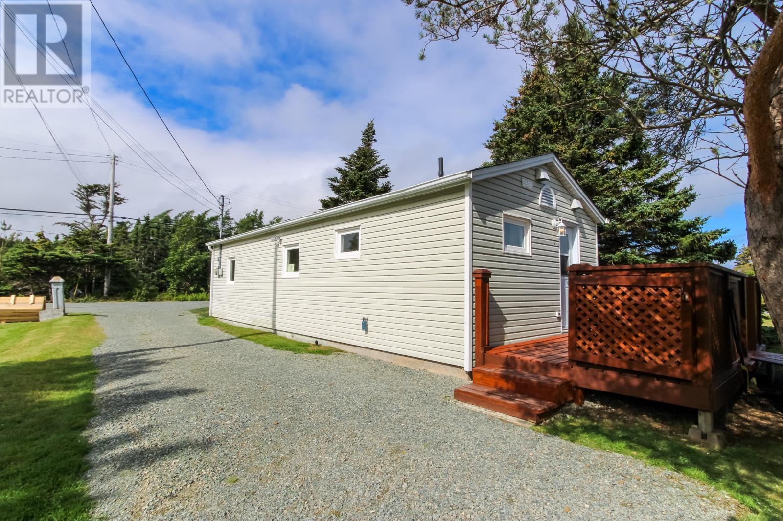 25 Back Road, Flatrock — photo 35