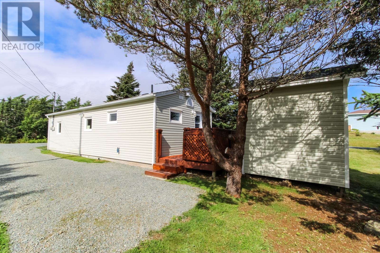 25 Back Road, Flatrock — photo 36