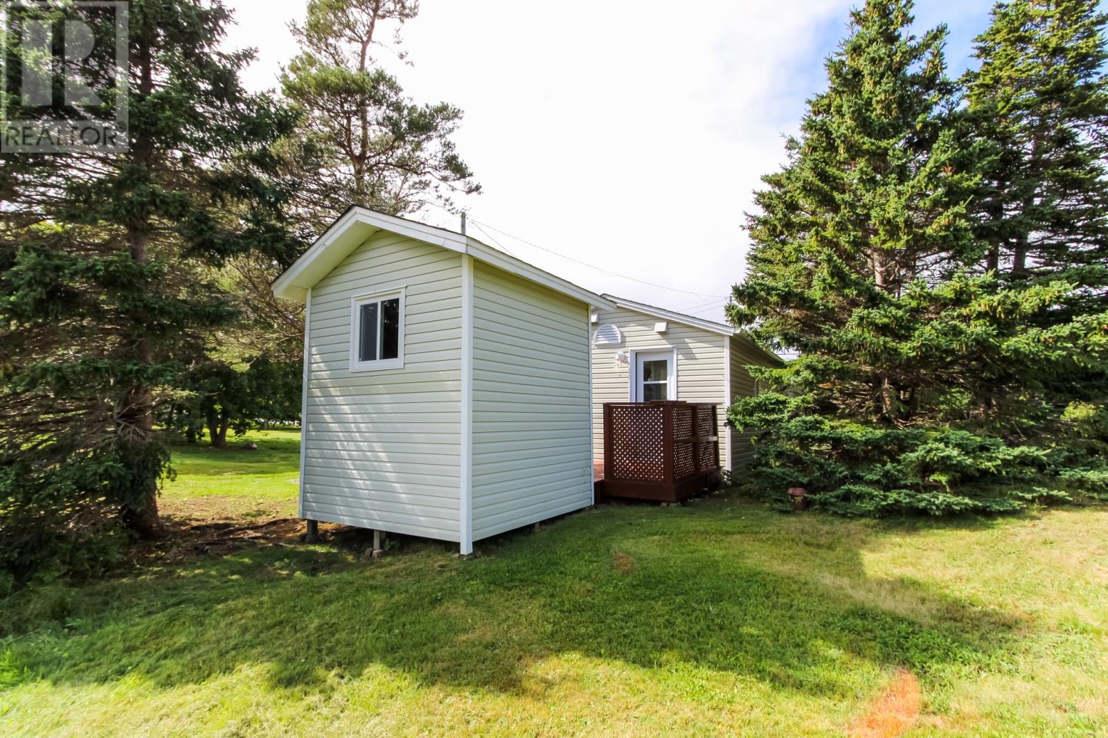 25 Back Road, Flatrock — photo 38