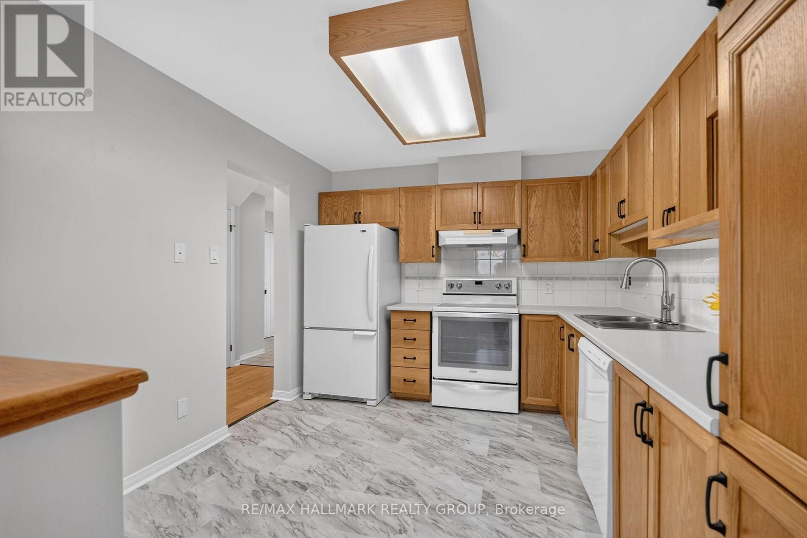 82 Whalings Circle, Ottawa, Ontario  K2S 1S4 - Photo 15 - X13778546