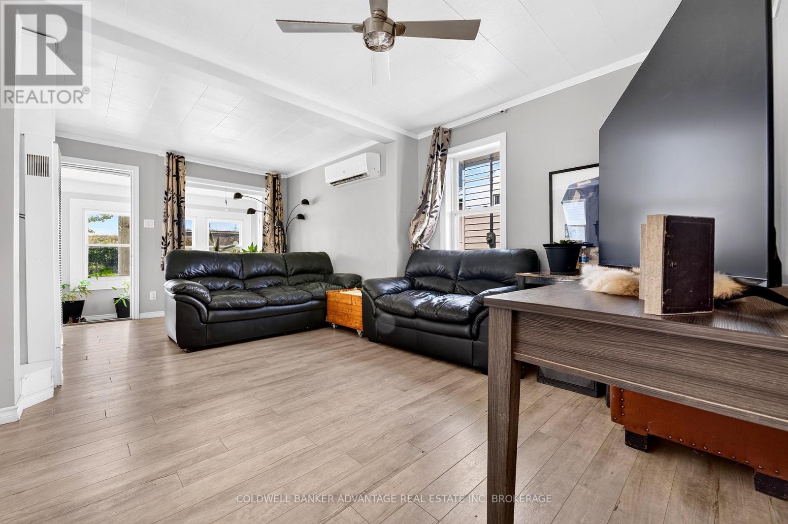 229 Dain Avenue, Welland, Ontario  L3B 3E7 - Photo 8 - X13778494