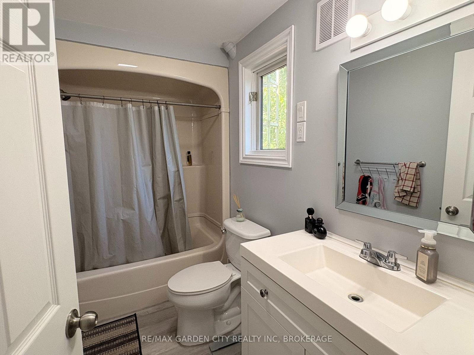 6375 Culp Street, Niagara Falls, Ontario  L2G 2C2 - Photo 6 - X13778514