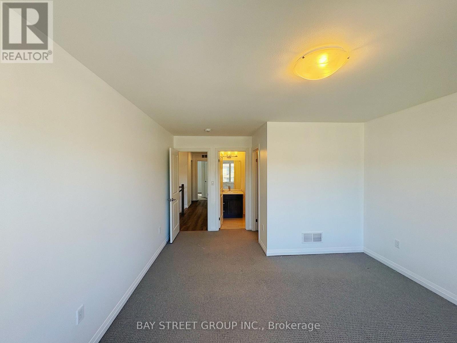 7405 Matteo Drive, Niagara Falls, Ontario  L2H 2Y6 - Photo 6 - X13778534