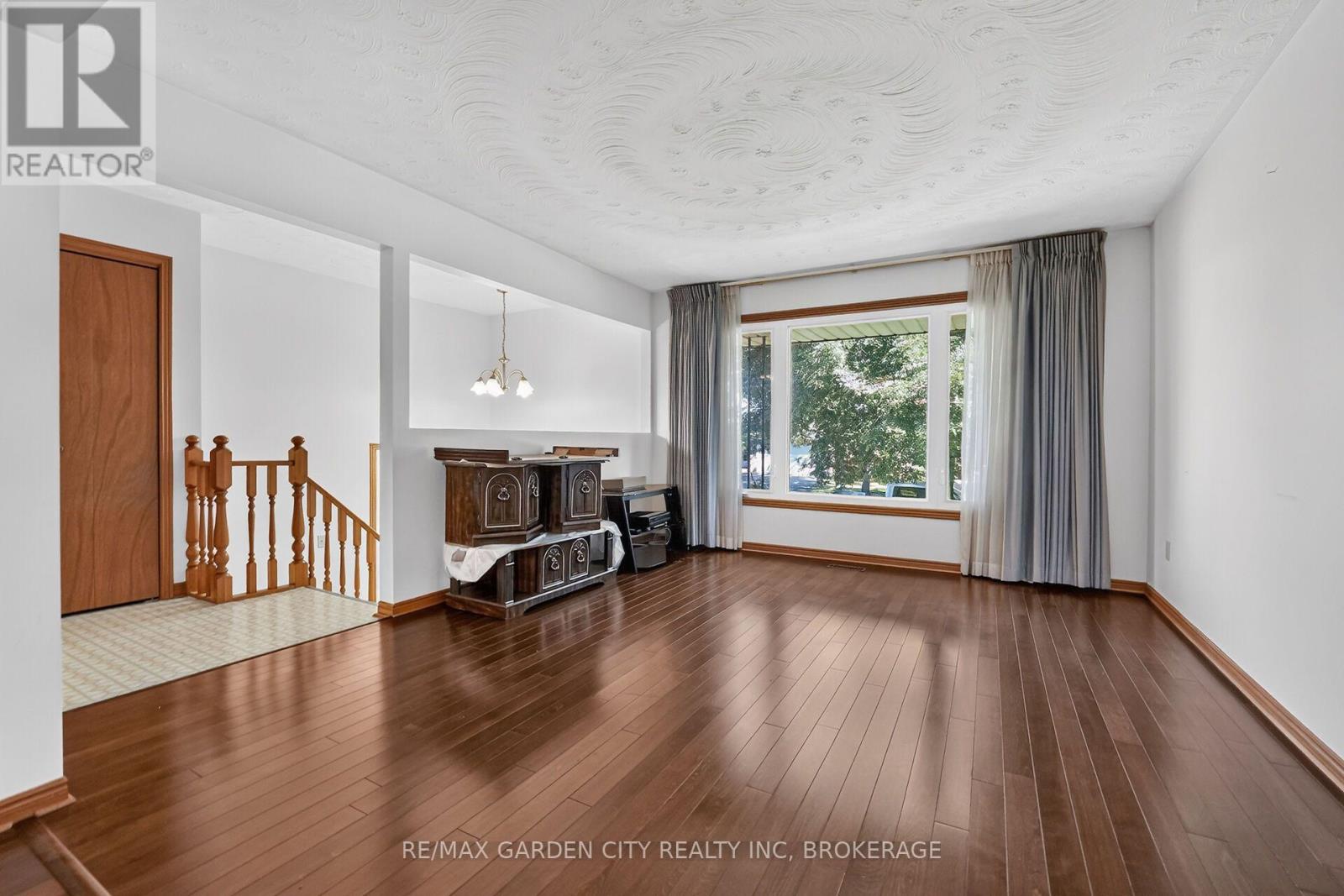 67 College Park Drive, Welland, Ontario L3C 6Z7 - Photo 8 - X13778564